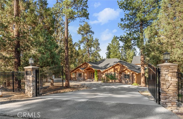 1540 Alderwood Court, Big Bear City CA: https://media.crmls.org/medias/53305059-5eca-4cd9-a9ab-7a20c78ed75a.jpg