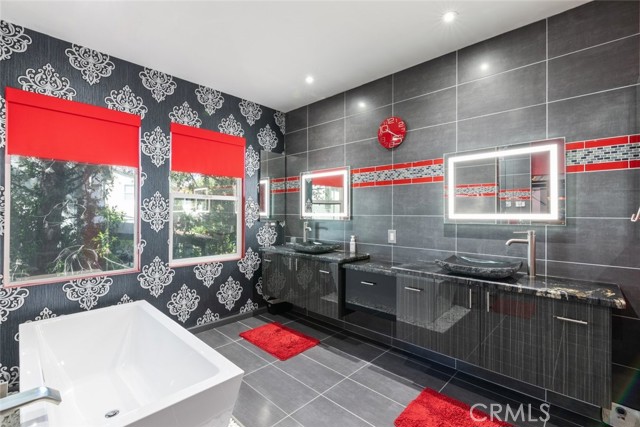 25380 Coral Canyon Road, Corona CA: https://media.crmls.org/medias/53315ea2-b3df-4aeb-8ef1-c561fe06f53b.jpg