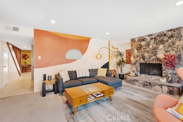 512 2nd Street, Manhattan Beach, California 90266, 4 Bedrooms Bedrooms, ,1 BathroomBathrooms,Residential,Sold,2nd Street,SB22080847