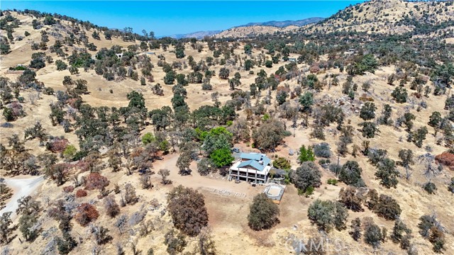 Detail Gallery Image 62 of 75 For 3013 Trower Rd, Catheys Valley,  CA 95306 - 3 Beds | 2 Baths
