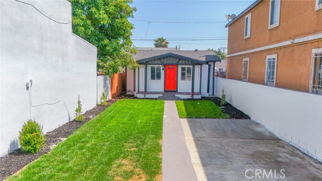 Detail Gallery Image 7 of 31 For 9504 S Main, Los Angeles,  CA 90003 - 2 Beds | 2 Baths