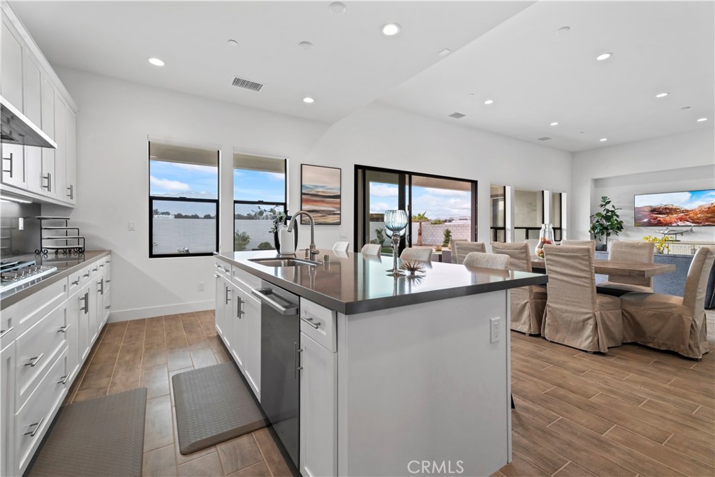 MLS #WS25167538 image #11