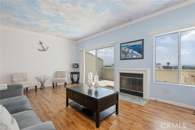 15760 Midwood Drive, Granada Hills CA: https://media.crmls.org/medias/53335d3f-8946-42f4-a527-60670ad9b3fa.jpg