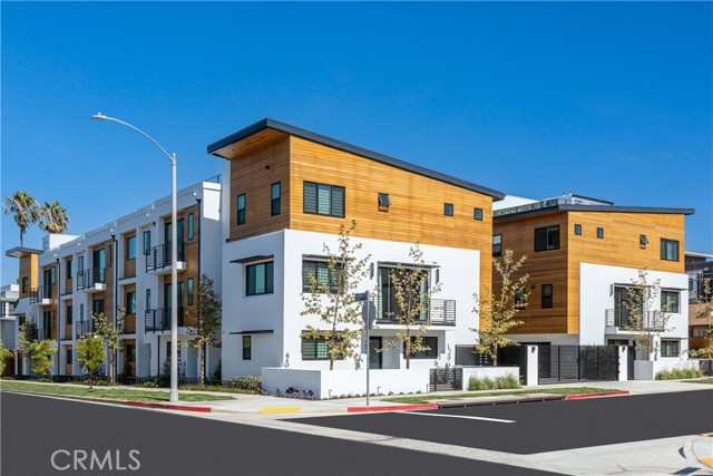 Front Image Thumbnail for CRSR26052308