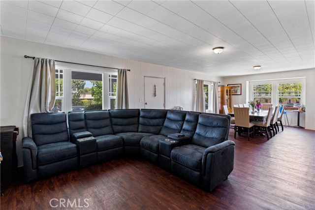 919 Washburn Avenue, Corona, CA, 92882 919 Washburn Avenue, Corona, CA, 92882