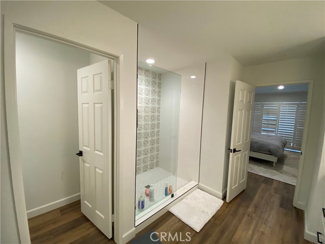 Image 17 for 76437   Violet CIR