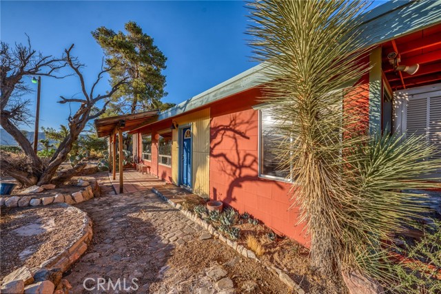 Image 2 for 7986 Redden Ln, Yucca Valley, CA 92284
