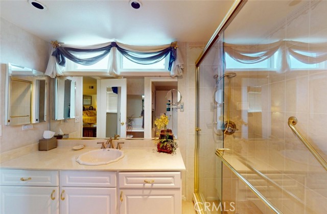 Image 32 of 41 For 9901 Westhaven Circle