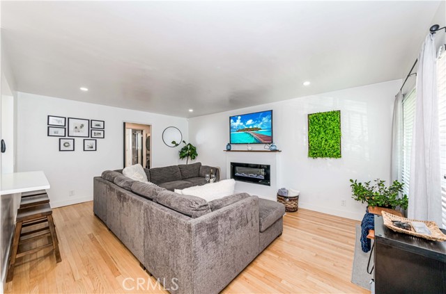 Detail Gallery Image 5 of 35 For 801 E 1st St #4,  Long Beach,  CA 90802 - 1 Beds | 1 Baths