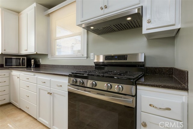 Detail Gallery Image 10 of 44 For 810 East St, Orland,  CA 95963 - 2 Beds | 1/1 Baths