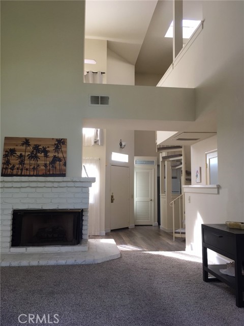 Detail Gallery Image 3 of 23 For 17202 Corbina Ln #210,  Huntington Beach,  CA 92649 - 1 Beds | 1 Baths