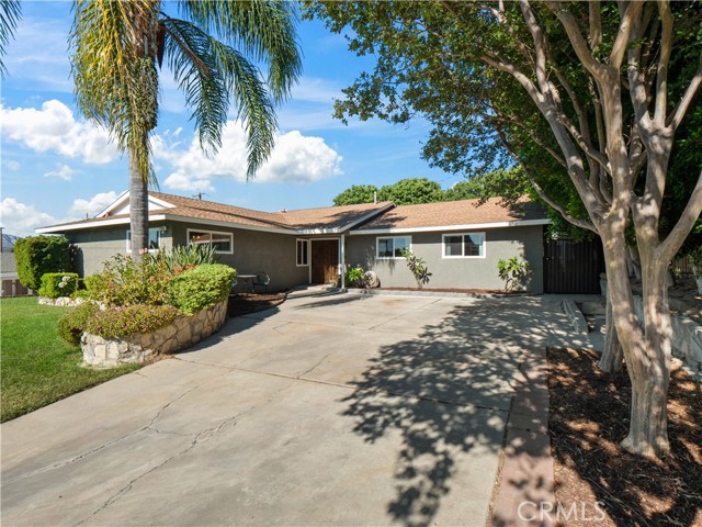 896 Moffatt Circle, Simi Valley CA: https://media.crmls.org/medias/53399b30-2d45-42c5-83aa-713904aebe9c.jpg