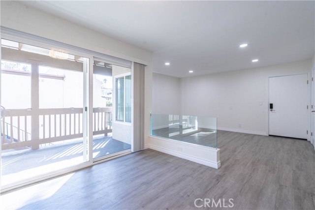 Detail Gallery Image 3 of 19 For 1023 S Citron St, Anaheim,  CA 92805 - 2 Beds | 2 Baths