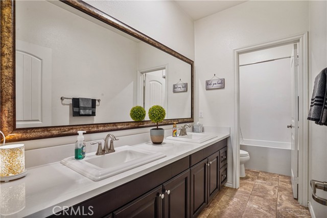 Detail Gallery Image 28 of 75 For 13782 Sweet Ave, Riverside,  CA 92503 - 5 Beds | 3/1 Baths