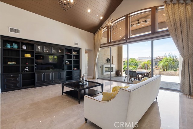Image 12 of 75 For 2498 Santa Paula Drive