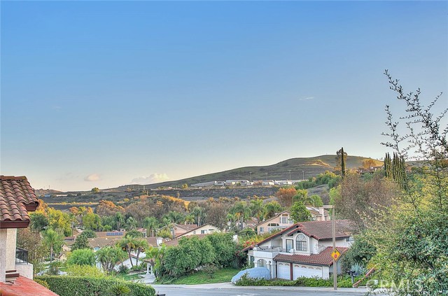 Detail Gallery Image 12 of 75 For 53 Westbrook Ln, Phillips Ranch,  CA 91766 - 4 Beds | 3 Baths