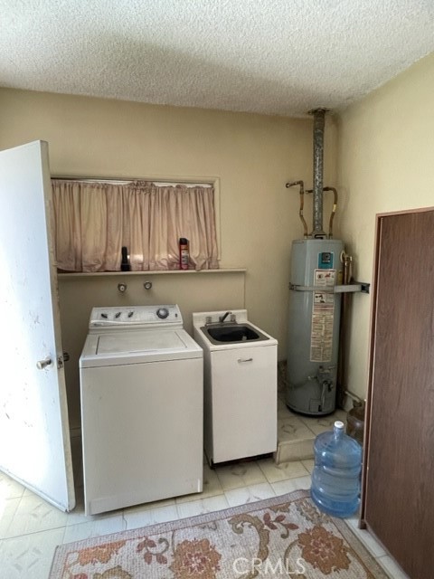 Washer/dryer inside