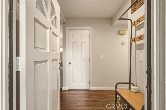 Detail Gallery Image 9 of 48 For 909 Lotus Cir, San Dimas,  CA 91773 - 2 Beds | 2 Baths