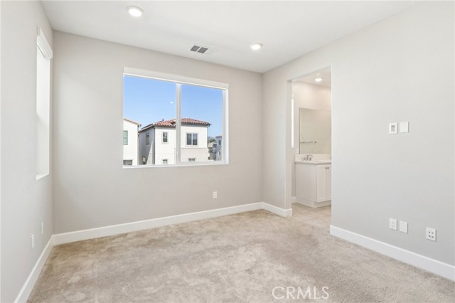 Detail Gallery Image 24 of 59 For 3010 Tallahassee Ln, Simi Valley,  CA 93065 - 3 Beds | 2/2 Baths