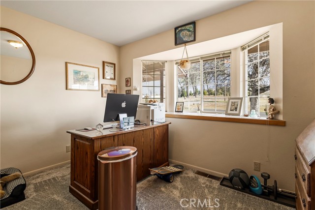 3070 Royal Meadow Lane, Paradise CA: https://media.crmls.org/medias/533ec251-20ef-4484-967a-438ade90c0a8.jpg