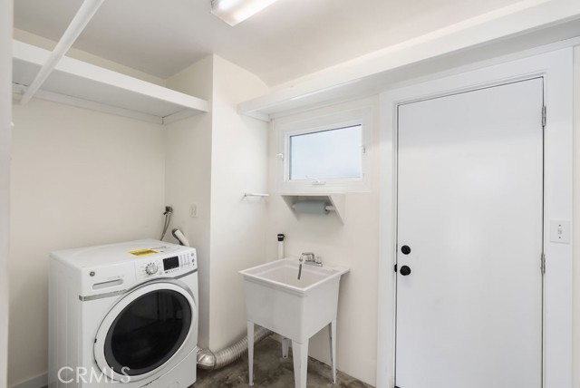 Detail Gallery Image 13 of 17 For 438 Acacia Ave, Corona Del Mar,  CA 92625 - 2 Beds | 1 Baths