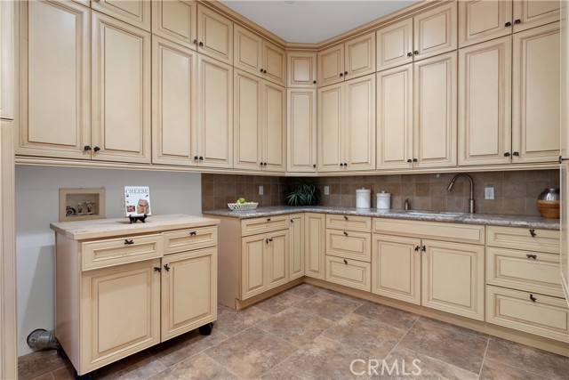 Detail Gallery Image 17 of 57 For 1499 Caballero Rd, Arcadia,  CA 91006 - 6 Beds | 5/1 Baths