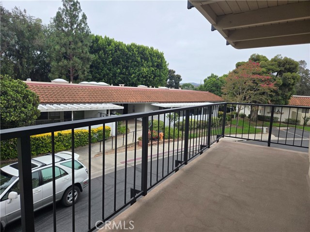 Detail Gallery Image 9 of 10 For 3246 San Amadeo #D,  Laguna Woods,  CA 92637 - 2 Beds | 2 Baths