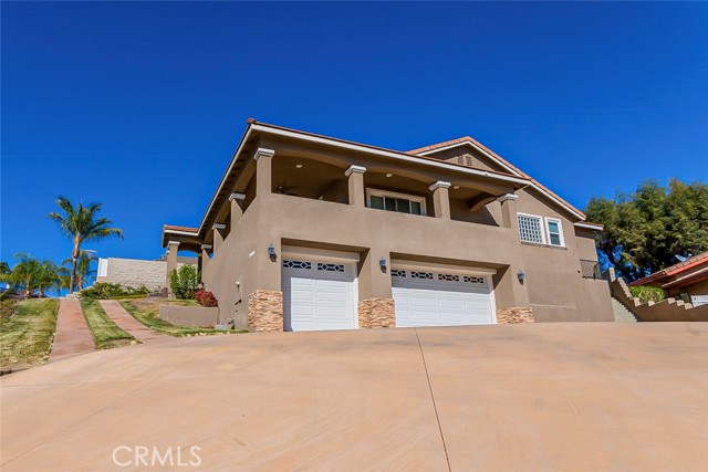 Detail Gallery Image 1 of 1 For 29880 Smugglers Point Dr, Canyon Lake,  CA 92587 - 4 Beds | 3 Baths