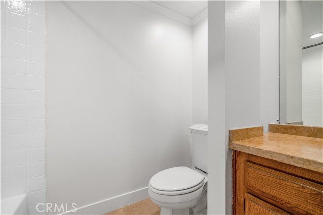 Detail Gallery Image 34 of 42 For 19541 Sardinia Ln, Huntington Beach,  CA 92646 - 3 Beds | 2/1 Baths