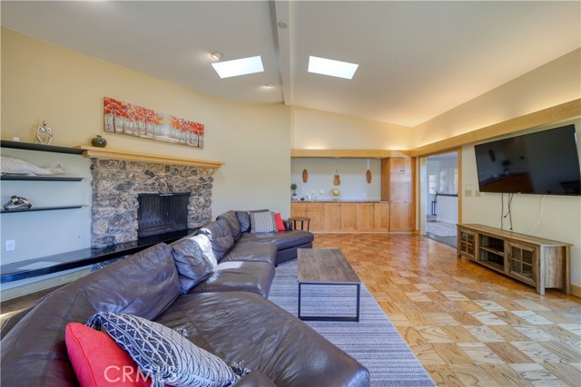 131 Serrano Heights, San Luis Obispo CA: https://media.crmls.org/medias/5342561e-3574-4a82-95f2-b147190f4a57.jpg