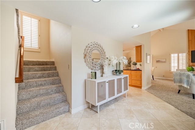 811 Oceanhill Drive, Huntington Beach CA: https://media.crmls.org/medias/53433684-6df7-436f-aea6-888a4a9c6393.jpg