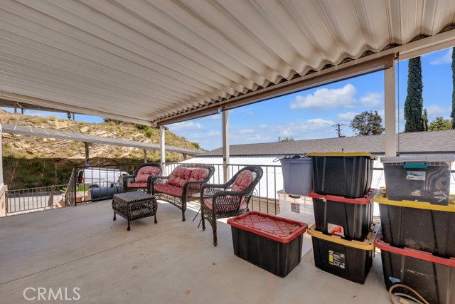 24425 Woolsey Canyon Road, West Hills CA: https://media.crmls.org/medias/534362c7-9d48-4ffc-9f1e-0b7f24e55580.jpg