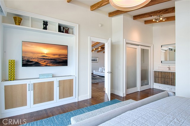 Detail Gallery Image 13 of 23 For 308 Poppy Ave, Corona Del Mar,  CA 92625 - 4 Beds | 3 Baths