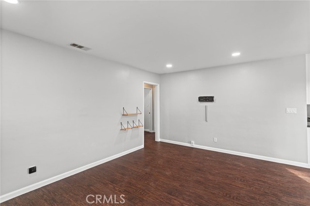 Detail Gallery Image 5 of 22 For 3469 Verde St, Riverside,  CA 92504 - 3 Beds | 1 Baths