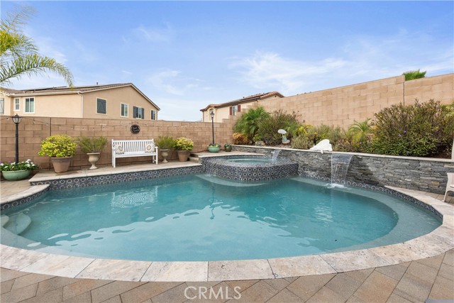 2031 Wagon Wheel Court, Escondido CA: https://media.crmls.org/medias/53447256-656d-4c85-8ad4-abaecbf951fd.jpg