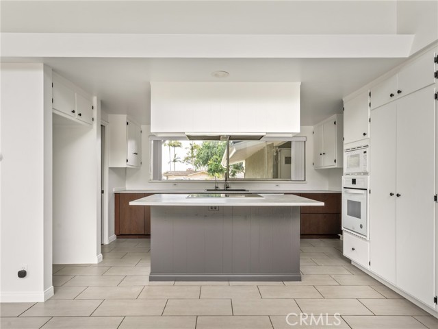 Detail Gallery Image 7 of 26 For 2640 via Anacapa, Palos Verdes Estates,  CA 90274 - 4 Beds | 2 Baths