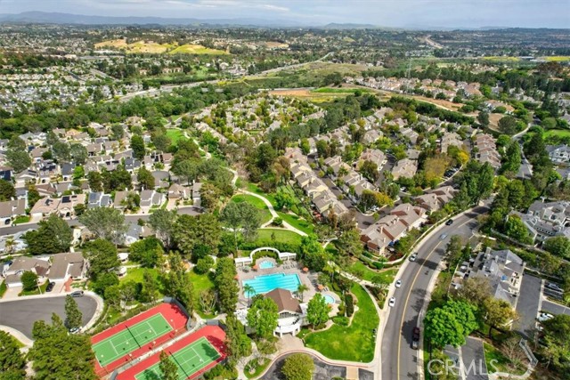 Detail Gallery Image 31 of 53 For 32 Silveroak, Aliso Viejo,  CA 92656 - 3 Beds | 2/1 Baths