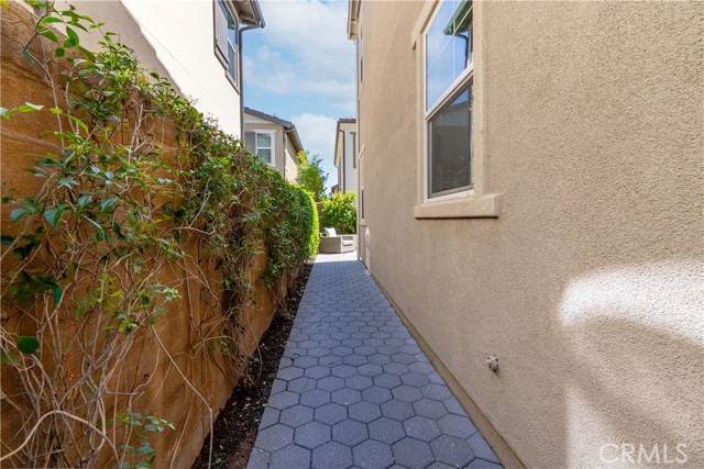 28 Fosco Street, Rancho Mission Viejo CA: https://media.crmls.org/medias/5345f52e-ea15-41e4-8d04-33991ce8d5b1.jpg