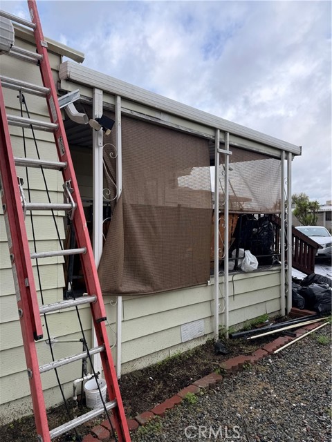 Detail Gallery Image 6 of 22 For 301 E Foothill #6,  Pomona,  CA 91767 - 2 Beds | 1 Baths