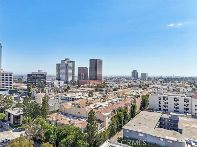 Detail Gallery Image 57 of 64 For 11500 San Vicente Bld #214,  Los Angeles,  CA 90049 - 2 Beds | 3 Baths