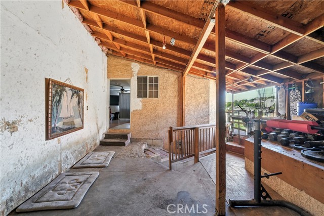 6178 Roy st, Los Angeles CA: https://media.crmls.org/medias/534805a7-0bb4-44bf-a5ae-160d831ffb96.jpg