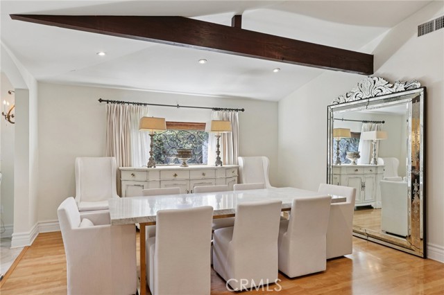 Detail Gallery Image 15 of 54 For 22015 Independencia St, Woodland Hills,  CA 91364 - 3 Beds | 2 Baths