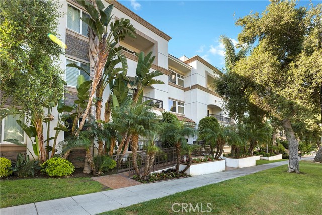 Detail Gallery Image 1 of 1 For 630 E Olive Ave #309,  Burbank,  CA 91501 - 1 Beds | 1 Baths