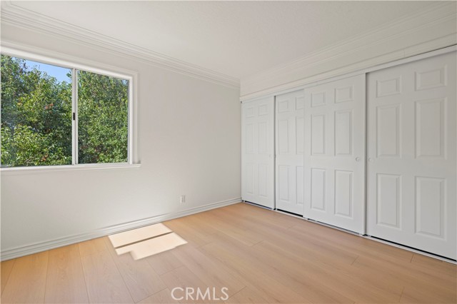 22557 Fenwall Drive, Saugus CA: https://media.crmls.org/medias/534a3955-0969-44ad-a75e-8d31fd53e226.jpg