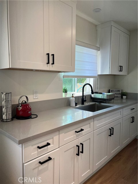 Detail Gallery Image 7 of 12 For 3593 Thor Ave, Los Alamitos,  CA 90720 - 1 Beds | 1 Baths