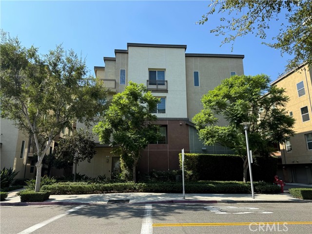 523 Rockefeller, Irvine, CA 92612