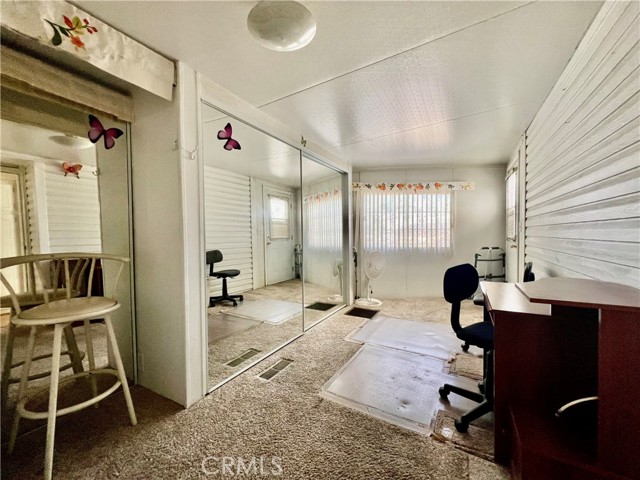 1295 S Cawston Avenue, Hemet CA: https://media.crmls.org/medias/534abbf6-04a1-40de-a363-a382ce5e4e9a.jpg