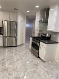 Detail Gallery Image 12 of 60 For 5200 White Oak Ave #36,  Encino,  CA 91316 - 2 Beds | 3 Baths