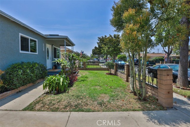 Image 3 of 40 For 5021 Harbor Street