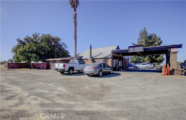 5021 -5051 Lincoln Boulevard, Livingston CA: https://media.crmls.org/medias/534bb801-44f6-4ec9-9b3b-ee6e0c06e93f.jpg